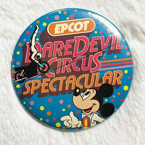 🔮‎ 5/$25 Vintage Disney EPCOT Daredevil Circus Spectacular Mickey Pin - Picture 1 of 2